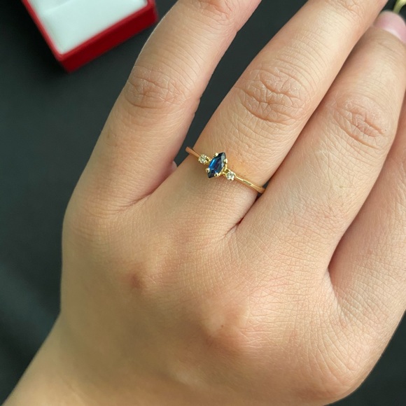 14k Yellow Gold Blue Sapphire and Diamond Ring - Picture 3 of 4